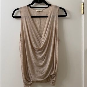 Soft flowy tank